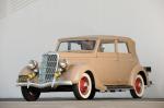 Ford V8 DeLuxe Convertible Sedan 1935 года